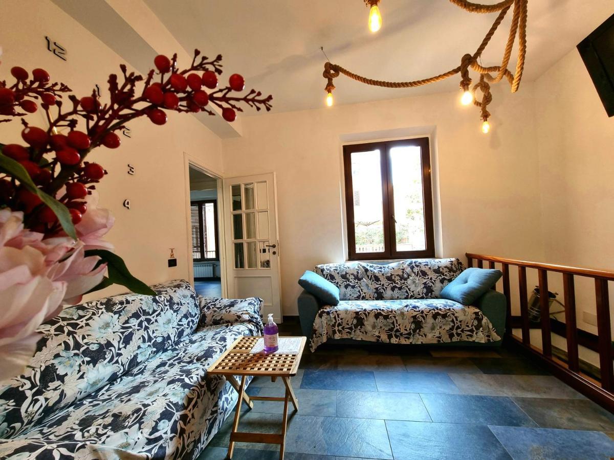La Casa Nel Borgo Vila Roma Exterior foto