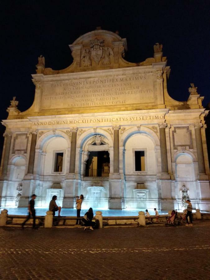 La Casa Nel Borgo Vila Roma Exterior foto